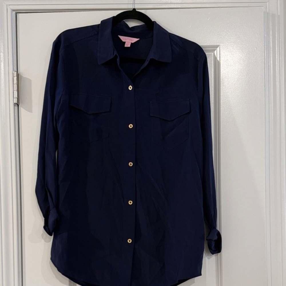 Like New Lilly Pulitzer Joelle Blouse Navy 100% Silk